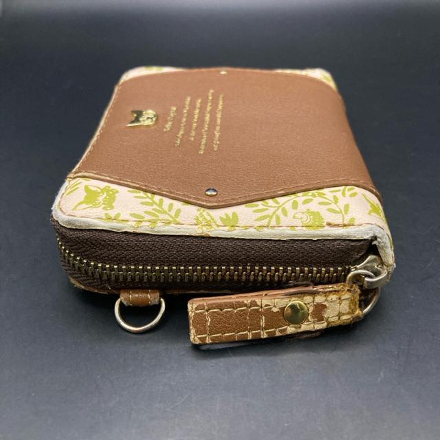 ���� Bebe Dayan �R�C���P�[�X ���z �� �j���t�@�b�V������ 