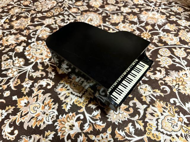 サントリーウイスキーローヤル グランドピアノ型 < グルメ/ドリンク サントリーウイスキーローヤル グランドピアノ型 < グルメ/ドリンクの