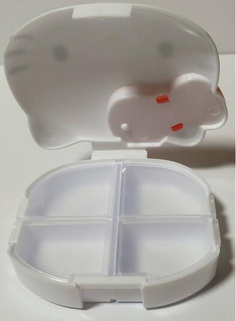 ハローキティ おくすりケース < インテリア/ライフ  ハローキティ おくすりケース < インテリア/ライフの