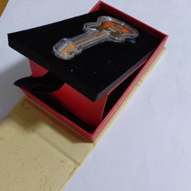 ソロモン諸島 2024年 フェンダー*ジャガー純銀貨 ギター型 展示ケース付き < ホビー ソロモン諸島 2024年 フェンダー*ジャガー純銀貨 ギター型 展示ケース付き < ホビーの