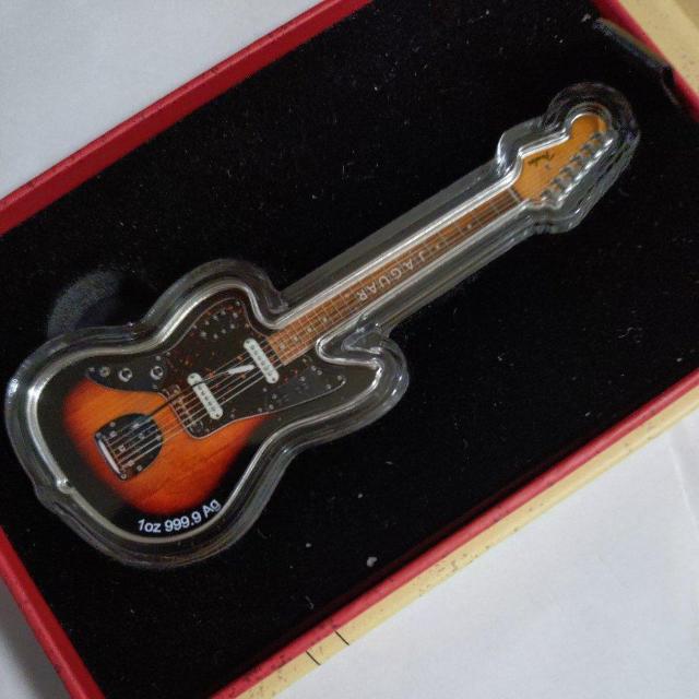 ソロモン諸島 2024年 フェンダー*ジャガー純銀貨 ギター型 展示ケース付き < ホビー ソロモン諸島 2024年 フェンダー*ジャガー純銀貨 ギター型 展示ケース付き < ホビーの