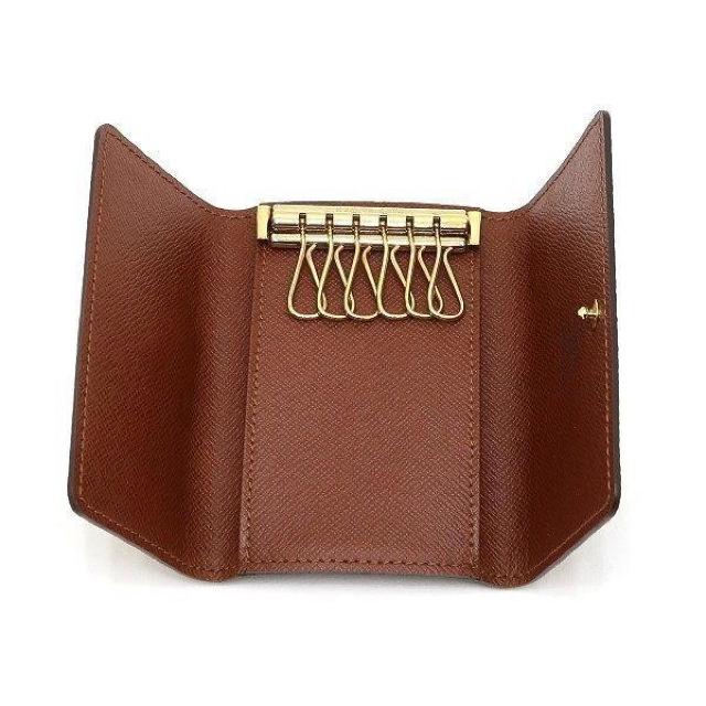 ◆ 本物 美品 ◆ LV ルイヴィトン キーケース ミュルティクレ6 モノグラム 6連キーケース 6連 人気 M62630 < ブランド ◆ 本物 美品 ◆ LV ルイヴィトン キーケース ミュルティクレ6 モノグラム 6連キーケース 6連 人気 M62630 < ブランドの