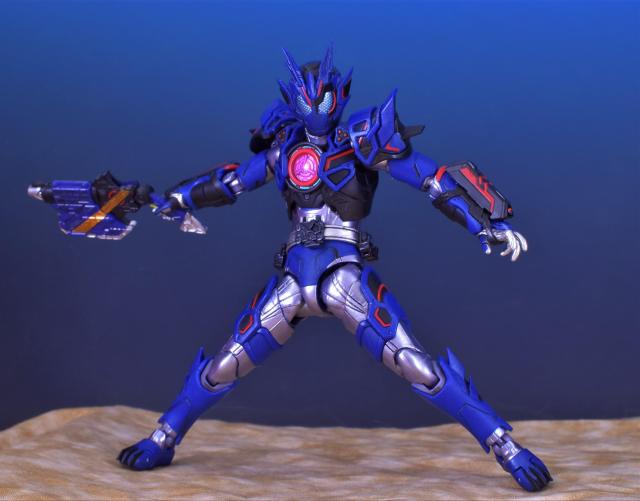 中古  S.H.フィギュアーツ 仮面ライダー バルカン アサルトウルフ 写真の物のみ < ホビー  中古  S.H.フィギュアーツ 仮面ライダー バルカン アサルトウルフ 写真の物のみ  < ホビーの