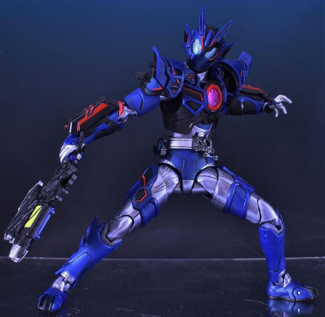 中古  S.H.フィギュアーツ 仮面ライダー バルカン アサルトウルフ 写真の物のみ < ホビー  中古  S.H.フィギュアーツ 仮面ライダー バルカン アサルトウルフ 写真の物のみ < ホビーの
