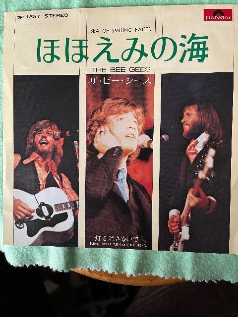 EPレコードほほえみの海/ザ-ビージーズ < CD/DVD/ビデオ  EPレコードほほえみの海/ザ-ビージーズ  < CD/DVD/ビデオの