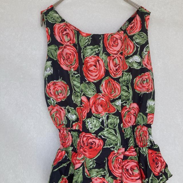 EMODA 花柄 ノースリ ミニ丈 ペプラム ワンピース ミニドレス M N2m < ブランド EMODA 花柄 ノースリ ミニ丈 ペプラム ワンピース ミニドレス M N2m < ブランドの