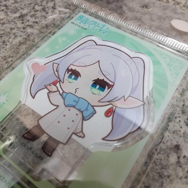 送料無料!葬送のフリーレン アクリルスタンド フリーレン 投げキッス アクリルフィギュア < アニメ/コミック/キャラクター  送料無料!葬送のフリーレン アクリルスタンド フリーレン 投げキッス アクリルフィギュア < アニメ/コミック/キャラクターの