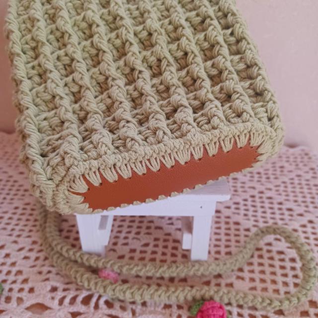 Hand made@@F̑傫߃X}zV_[`[U