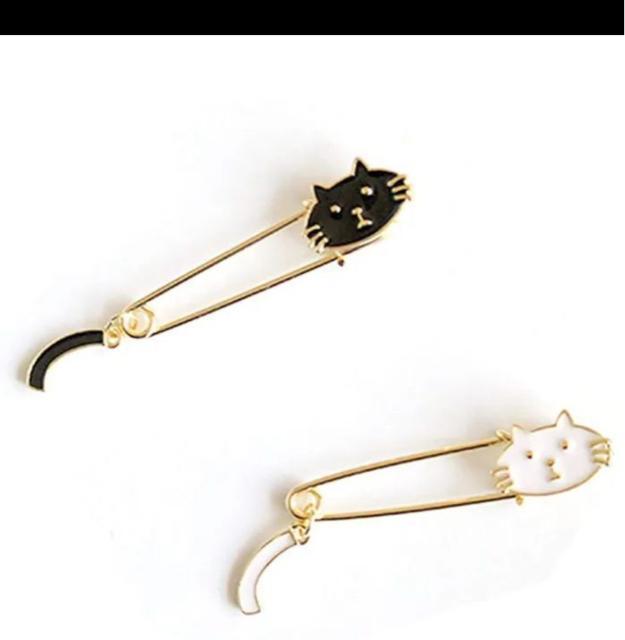 黒猫と白猫のピンブローチ 2個セット < 女性アクセサリー/時計 黒猫と白猫のピンブローチ 2個セット < 女性アクセサリー/時計の