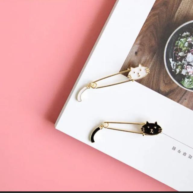 黒猫と白猫のピンブローチ 2個セット < 女性アクセサリー/時計 黒猫と白猫のピンブローチ 2個セット < 女性アクセサリー/時計の