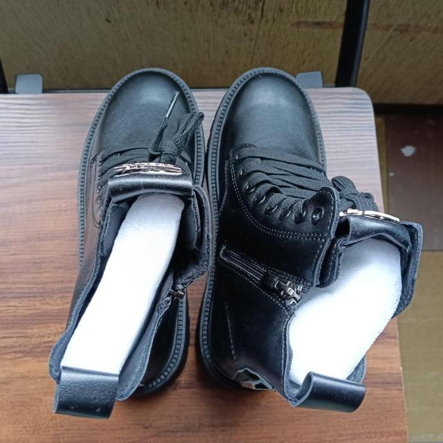 新品 22.5cm レディース ブーツ ブラック 厚底 シューズ ショートブーツ < 女性ファッション  新品 22.5cm レディース ブーツ ブラック 厚底 シューズ ショートブーツ < 女性ファッションの