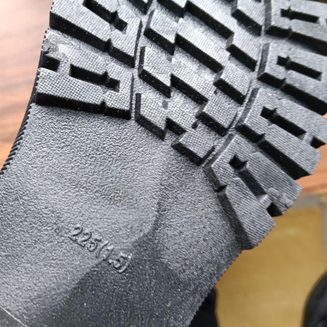 新品 22.5cm レディース ブーツ ブラック 厚底 シューズ ショートブーツ < 女性ファッション  新品 22.5cm レディース ブーツ ブラック 厚底 シューズ ショートブーツ < 女性ファッションの