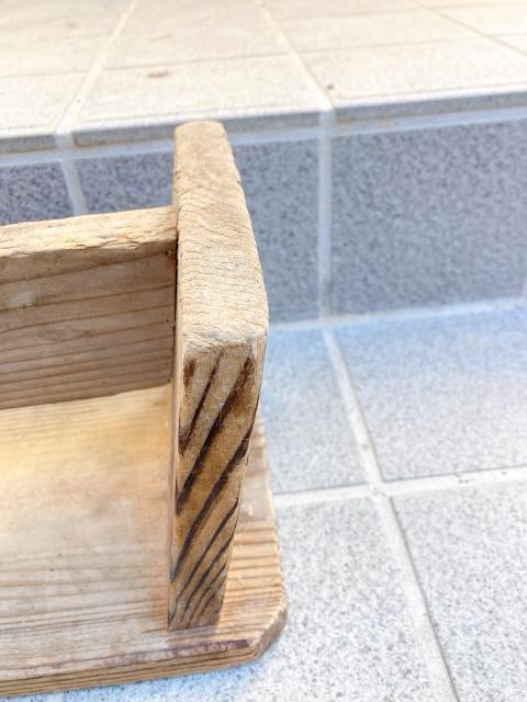 木製 アンティーク 椅子 インテリア 踏み台 昭和レトロ 花台 < インテリア/ライフ 木製 アンティーク 椅子 インテリア 踏み台 昭和レトロ 花台 < インテリア/ライフの