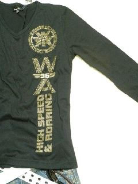 オラオラ.悪羅悪羅.お兄♪VネックプリントロンT ブラック×ゴールド L < 男性ファッション オラオラ.悪羅悪羅.お兄♪VネックプリントロンT ブラック×ゴールド L < 男性ファッションの