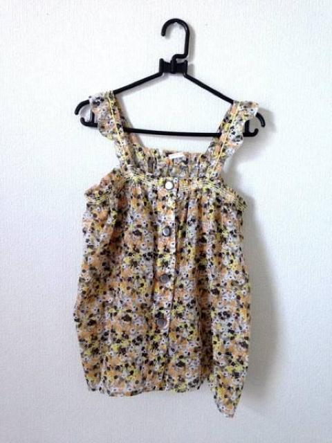 ローリーズファーム◆イエロー 花柄 キャミソール ブラウス < ブランド  ローリーズファーム◆イエロー 花柄 キャミソール ブラウス  < ブランドの