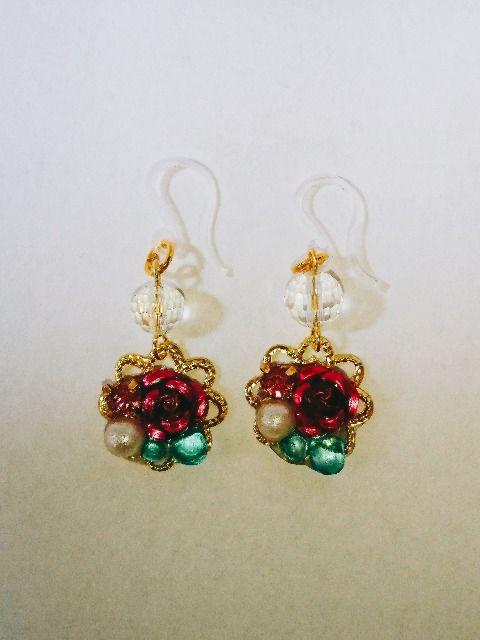 ゴールドお花透かしローズアルミ薔薇ジルコニア樹脂ピアス☆ < 女性アクセサリー/時計  ゴールドお花透かしローズアルミ薔薇ジルコニア樹脂ピアス☆ < 女性アクセサリー/時計の