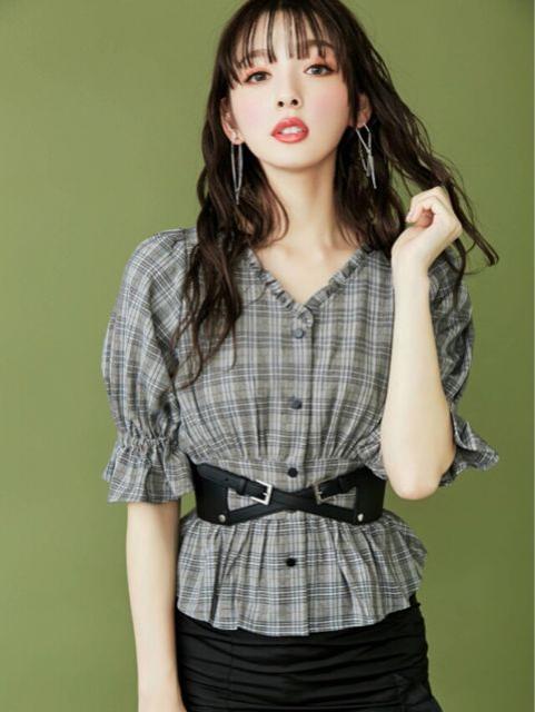 益若つばさ着用●定価2,916円●EATMEイートミー●セーフピンチェーンピアス●金ゴールド●十字架クロス ロングピアス < 女性アクセサリー/時計  益若つばさ着用●定価2,916円●EATMEイートミー●セーフピンチェーンピアス●金ゴールド●十字架クロス ロングピアス < 女性アクセサリー/時計の