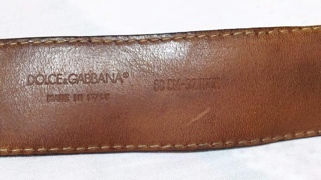 正規レア ドルチェ&ガッバーナ オープンDGロゴ×レザーコンビバックル ベルト 黒 80 スティッチアクセントエンブレム アイコン < ブランド  正規レア ドルチェ&ガッバーナ オープンDGロゴ×レザーコンビバックル ベルト 黒 80 スティッチアクセントエンブレム アイコン < ブランドの