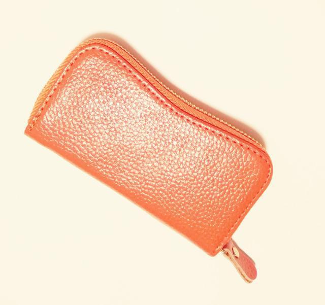 新品 本牛革製 曲線フォルム6連 キーケース オレンジ < 女性ファッション  新品 本牛革製 曲線フォルム6連 キーケース オレンジ < 女性ファッションの