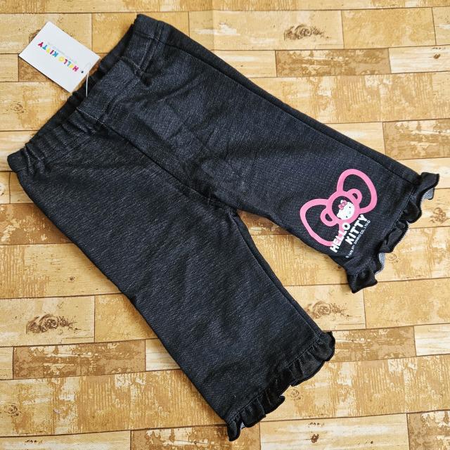 新品*タグ付き*ハローキティ*パンツ*フリル*リボン*ロゴ*キティちゃん*黒*ズボン*ゴム*80 < キッズ/ベビー  新品*タグ付き*ハローキティ*パンツ*フリル*リボン*ロゴ*キティちゃん*黒*ズボン*ゴム*80 < キッズ/ベビーの