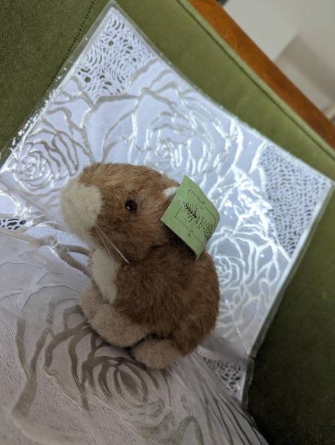 ナキウサギ/なきうさぎ/ぬいぐるみ/吉徳/ヨシトク/動物園限定/昭和レトロ/稀少品 < おもちゃ  ナキウサギ/なきうさぎ/ぬいぐるみ/吉徳/ヨシトク/動物園限定/昭和レトロ/稀少品 < おもちゃの