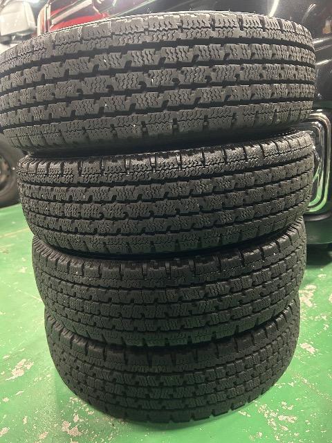 0092470)�������Y���ÃX�^�b�h���X�^�C��4�{�Z�b�gTOYO�y�g���y�o���T�C�Y145/80R12LT80/78N�������� �� ������/�o�C�N