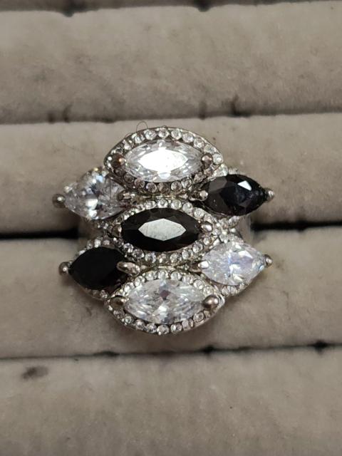 ���m�N���w��  �� �u�����h�� 