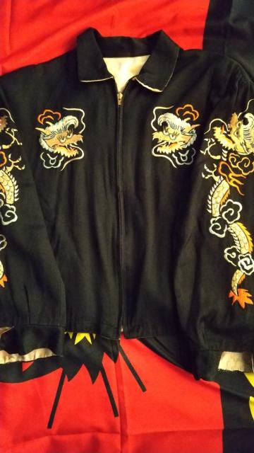 スカジャン ピンクドラゴン クリームソーダ ブラックキャッツ マジック ロカビリー パンク < 男性ファッション スカジャン ピンクドラゴン クリームソーダ ブラックキャッツ マジック ロカビリー パンク < 男性ファッションの