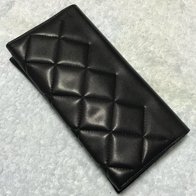 正規品 シャネル ブラッククリア サングラス 近年モデル 美品 ケース付 < ブランド  正規品 シャネル ブラッククリア サングラス 近年モデル 美品 ケース付 < ブランドの