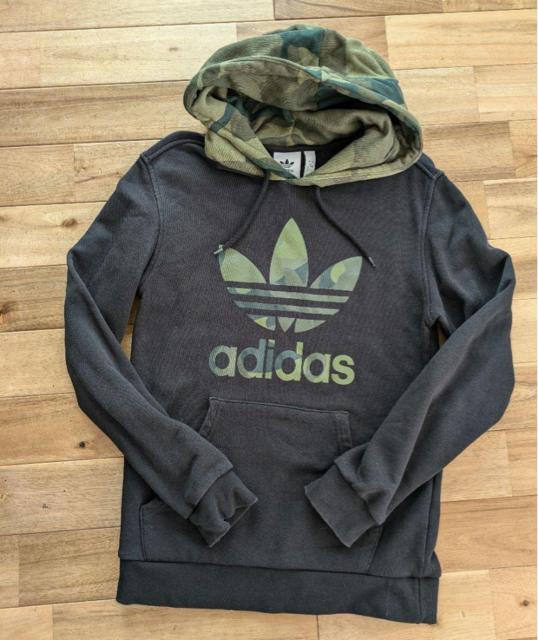 adidas Jt[W p[J[ S   uh 