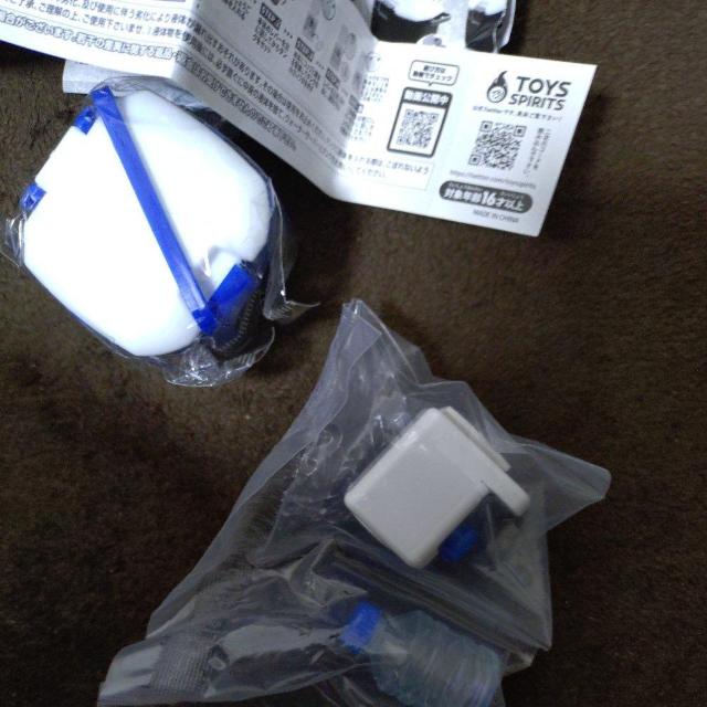 ミニチュア 世界最小 業界初 本当に使えるクーラーボックス&サーバー < ホビー ミニチュア 世界最小 業界初 本当に使えるクーラーボックス&サーバー < ホビーの