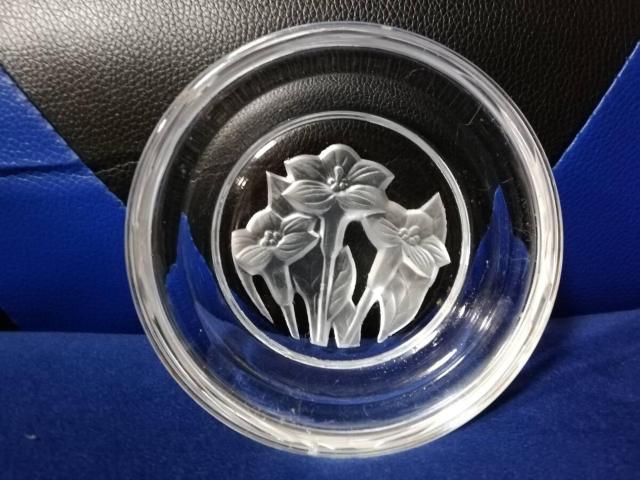 花柄入りガラス灰皿 昭和レトロ < 女性ファッション  花柄入りガラス灰皿 昭和レトロ < 女性ファッションの