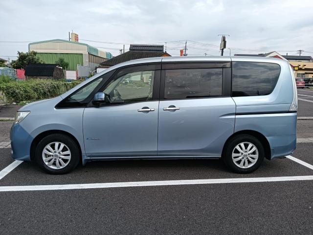日産セレナ 20G_HV S-HYBRID年式25車検:令和8年5月30日 < 自動車/バイク 日産セレナ 20G_HV S-HYBRID年式25車検:令和8年5月30日 < 自動車/バイク