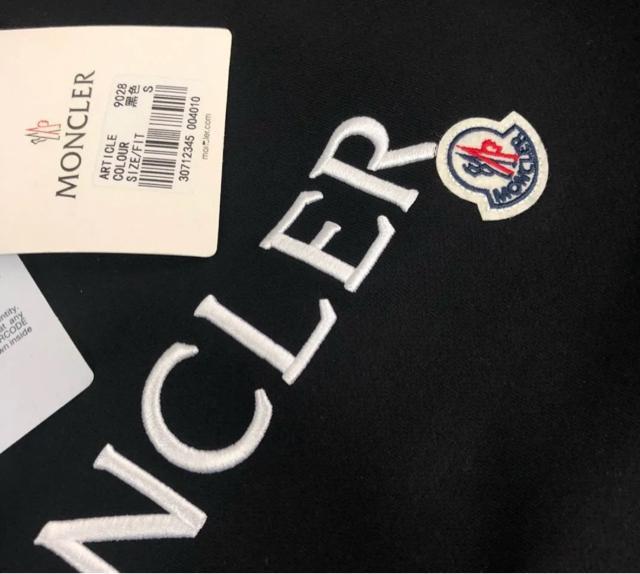 MONCLER �����N���[�� �X�E�F�b�g �g���[�i�[ �u���b�N ���S ���g�p �� �u�����h�� 