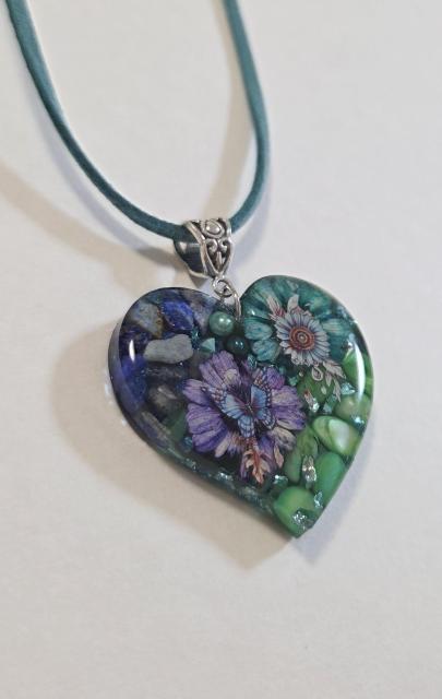 ラピスラズリ(天然石)とドライフラワーレジンネックレス★ 天然石レジンネックレス 天然石ネックレス ドライフラワーネックレス < 女性ファッション ラピスラズリ(天然石)とドライフラワーレジンネックレス★ 天然石レジンネックレス 天然石ネックレス ドライフラワーネックレス < 女性ファッションの