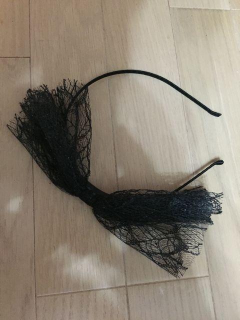 キラキラ黒レースリボンのカチューシャ < 女性アクセサリー/時計  キラキラ黒レースリボンのカチューシャ  < 女性アクセサリー/時計の