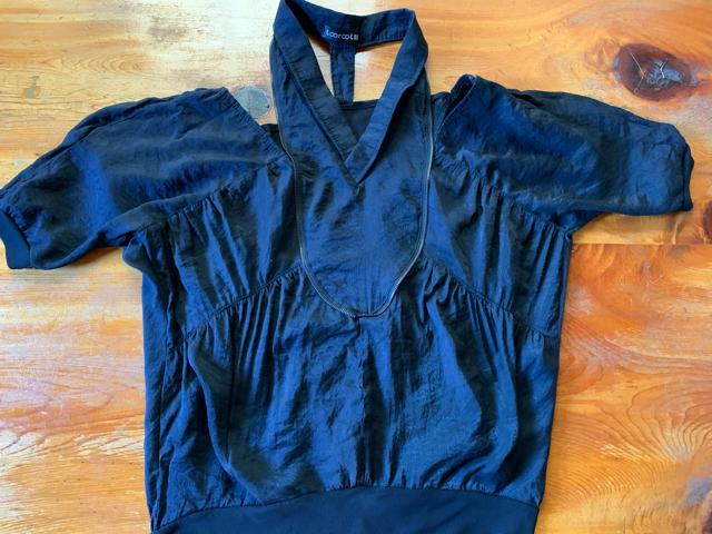 黒 肩露出ブラウス*古着 送料無料 < 女性ファッション  黒 肩露出ブラウス*古着 送料無料  < 女性ファッションの