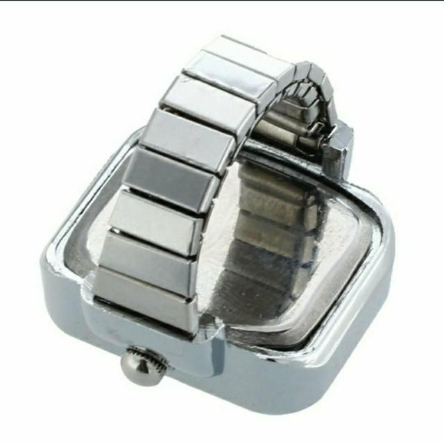 新品 指輪 時計 四角 フリーサイズ 銀 黒白セット < 女性アクセサリー/時計  新品 指輪 時計 四角 フリーサイズ 銀 黒白セット < 女性アクセサリー/時計の