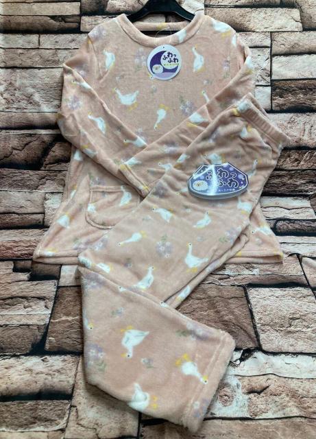 送料無料!ふわふわ&しっとり&あったか!サンゴフリースレディースポケット付きパジャマ(画像から)1組 < 女性ファッション  送料無料!ふわふわ&しっとり&あったか!サンゴフリースレディースポケット付きパジャマ(画像から)1組 < 女性ファッションの