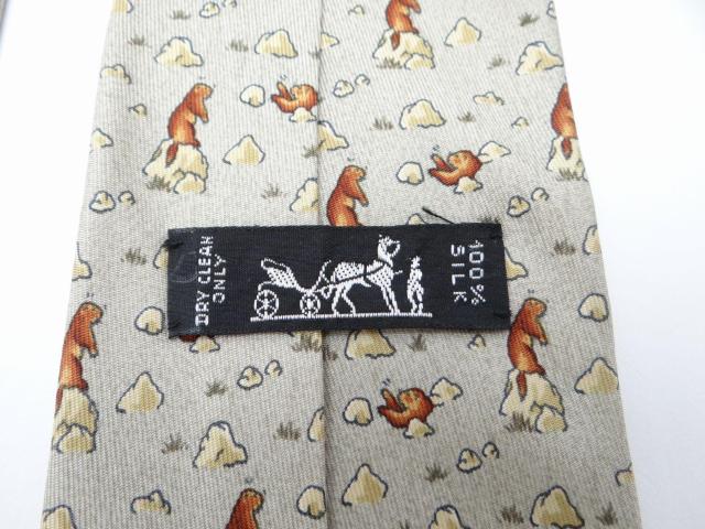 HERMES エルメス メンズ ネクタイ 動物柄 シルク100% グレー系マルチカラー<USED>【送料無料】 < ブランド HERMES エルメス メンズ ネクタイ 動物柄 シルク100% グレー系マルチカラー<USED>【送料無料】 < ブランドの