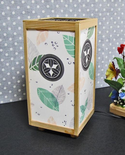 家紋の宿り木=「丸に九枚笹」/至福の灯火/LED・檜枠造・フイルム加工・軽量/心潤す明かりが灯る < 家電/AV  家紋の宿り木=「丸に九枚笹」/至福の灯火/LED・檜枠造・フイルム加工・軽量/心潤す明かりが灯る < 家電/AVの