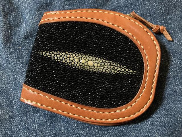 エイ革 スティングレイ ガルーシャ ヌメ革 財布 ウォレット レザー 本革 二つ折り メンズ レディース < 男性ファッション  エイ革 スティングレイ ガルーシャ ヌメ革 財布 ウォレット レザー 本革 二つ折り メンズ レディース  < 男性ファッションの