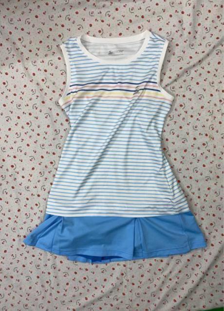 テニスウェア スリクソンワンピース テニス 脇下45.5センチ 丈75センチ パジャマとして使用 ホームクリーニング済み < レジャー/スポーツ テニスウェア スリクソンワンピース テニス 脇下45.5センチ 丈75センチ パジャマとして使用 ホームクリーニング済み < レジャー/スポーツの