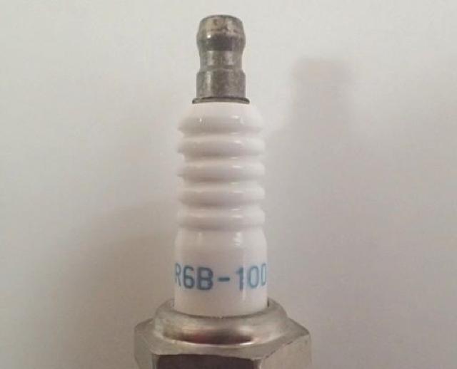NGK IR IGR6B-10D VigpvO  /oCN