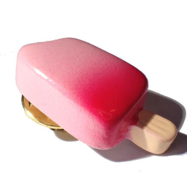 苺 いちご イチゴ ストロベリー バニラ アイスクリーム アイス チョコレート チョコ ピンバッジ ピンズ ピンブローチ ブローチ < 女性アクセサリー/時計  苺 いちご イチゴ ストロベリー バニラ アイスクリーム アイス チョコレート チョコ ピンバッジ ピンズ ピンブローチ ブローチ < 女性アクセサリー/時計の