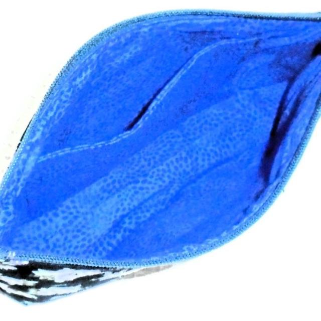 【21p幅】◆ANNA SUI◆アナスイ◆紫薔薇×黒地◆ファスナーポーチ < 女性ファッション 【21p幅】◆ANNA SUI◆アナスイ◆紫薔薇×黒地◆ファスナーポーチ < 女性ファッションの