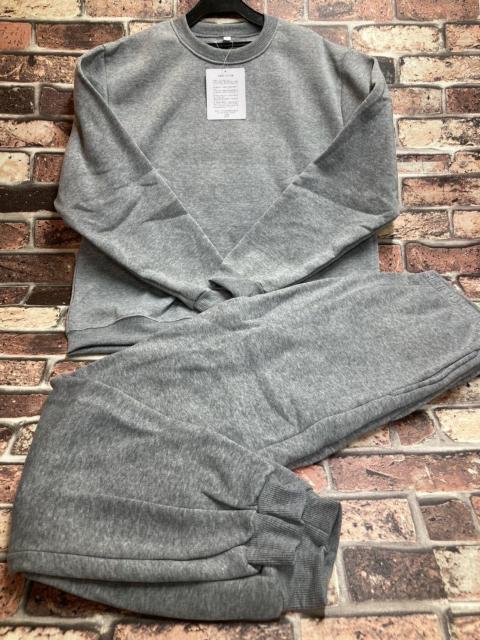 『ゆったりサイズ』保温力・着心地抜群!軽量&厚地&柔らかレディース裏起毛スウェット上下セットパッケージ入り(3色から)1組 < 女性ファッション  『ゆったりサイズ』保温力・着心地抜群!軽量&厚地&柔らかレディース裏起毛スウェット上下セットパッケージ入り(3色から)1組 < 女性ファッションの