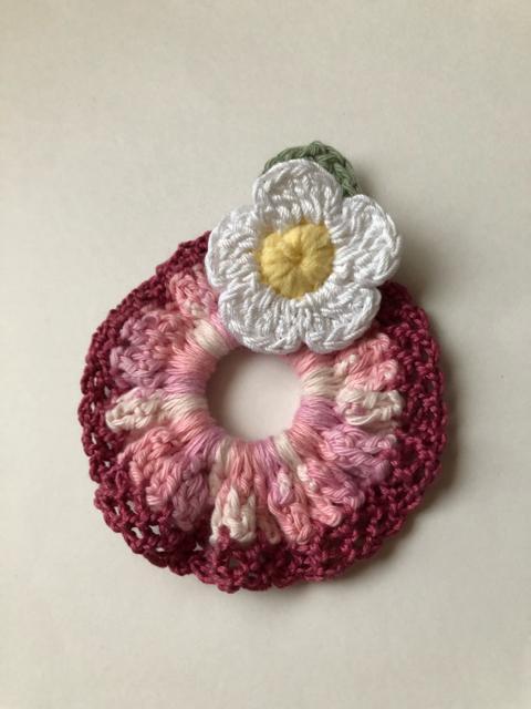 ハンドメイド ミニシュシュ コットン ガーリー 白いお花 < 女性ファッション  ハンドメイド ミニシュシュ コットン ガーリー 白いお花 < 女性ファッションの