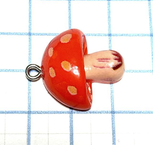 1046 可愛いキノコシリーズ 樹脂チャーム アクセサリーパーツ きのこ < ペット/手芸/園芸 1046 可愛いキノコシリーズ 樹脂チャーム アクセサリーパーツ きのこ < ペット/手芸/園芸の