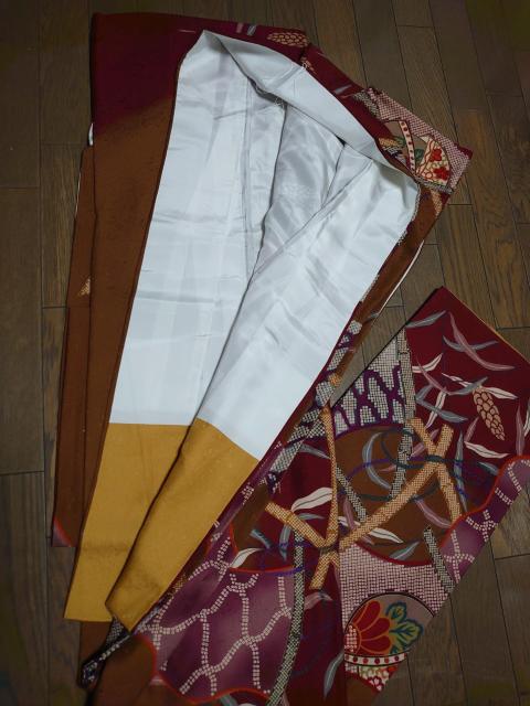 §USED、振袖、暈し染め、扇面花唐草吉祥鹿の子文 < 女性ファッション  §USED、振袖、暈し染め、扇面花唐草吉祥鹿の子文 < 女性ファッションの